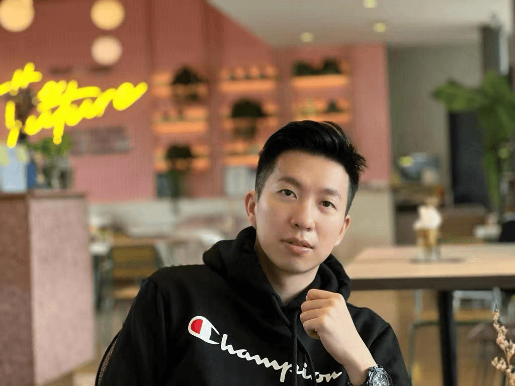 汇智不仅能提供超出预期的服务以确保业务无缝衔接，团队效率与响应速度也极为出色，能快速解决突发问题。此外，其支付系统稳定可靠，结算准时，为我们提供了极大便利。基于汇智一贯的专业精神、敬业态度与卓越服务，我极力向业界推荐这一优质的合作伙伴。